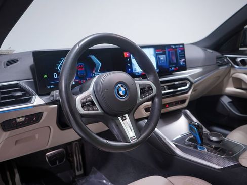 Used 2022 BMW i4 eDrive40 w/ M Sport Package image 6