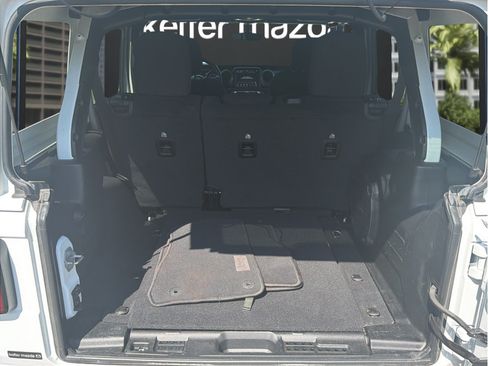 Used 2022 Jeep Wrangler Unlimited Sport w/ Sun And Sound Package AWD/4WD image 13