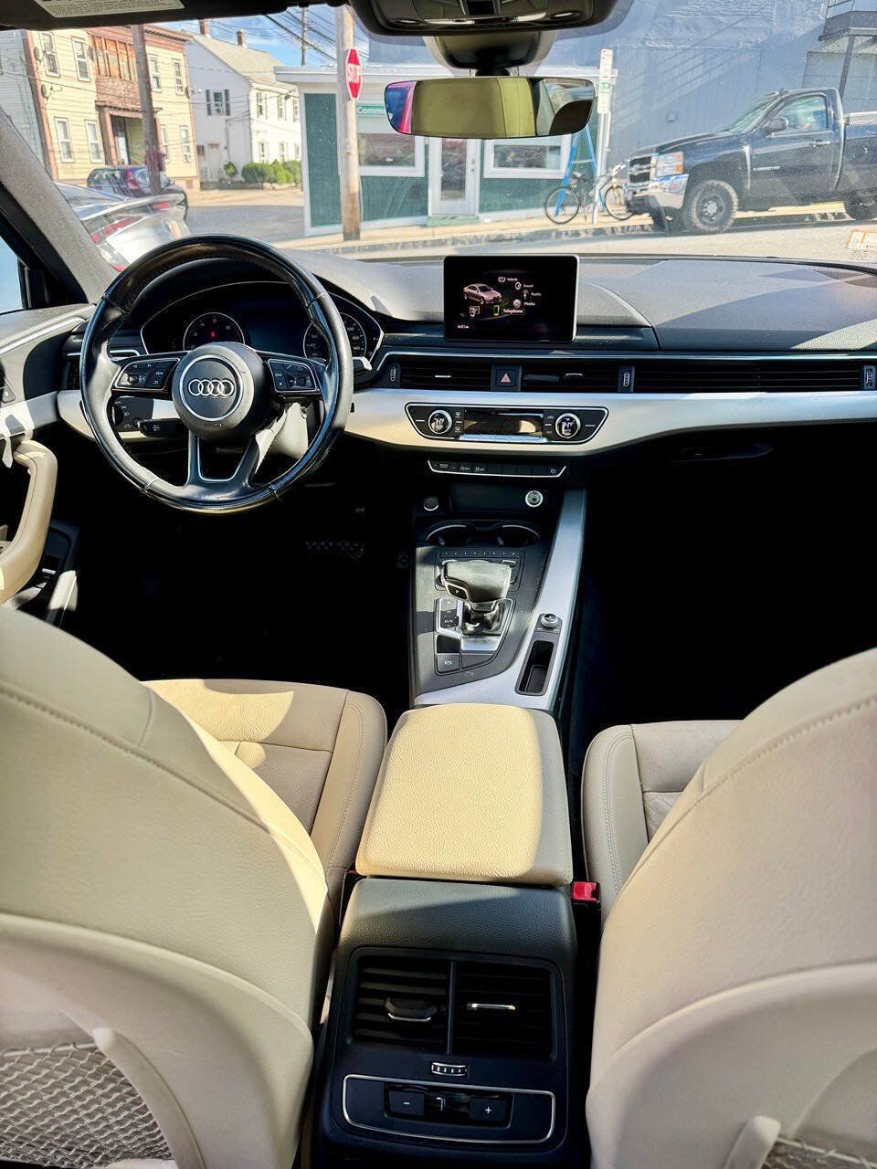 Used 2017 Audi A4 2.0T Premium FWD image 12