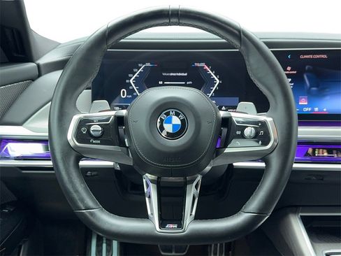 Used 2023 BMW 740i image 20