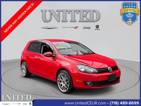 Used 2012 Volkswagen Golf 4-Door FWD image 1