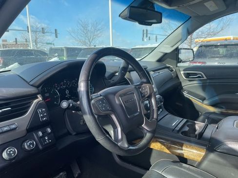 Certified 2017 GMC Yukon XL Denali w/ Enhanced Security Package image 9