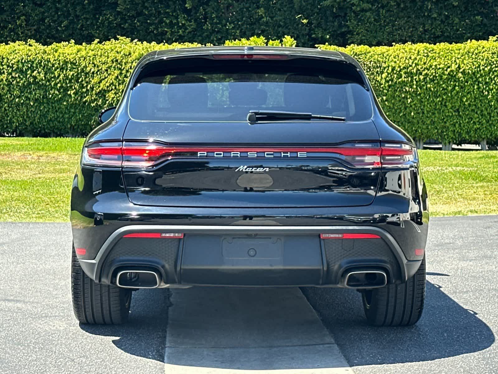 Certified 2025 Porsche Macan AWD/4WD image 7