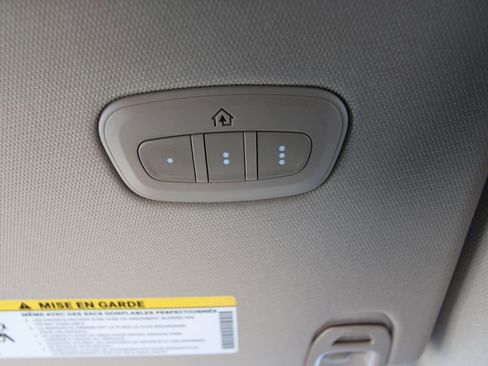 Used 2021 RAM 1500 Laramie image 31