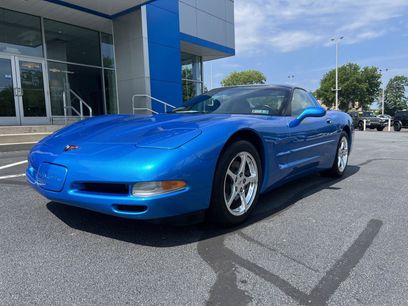 Used 2000 Chevrolet Corvette Coupe w/ Performance Handling Pkg