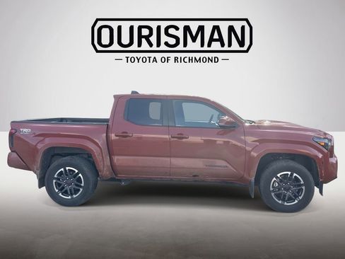 Certified 2025 Toyota Tacoma TRD Sport w/ TRD Sport Premium Package image 2