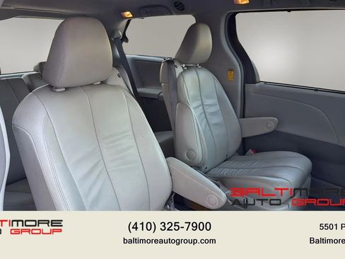 Used 2014 Toyota Sienna XLE w/ Entertainment Package AWD/4WD image 21