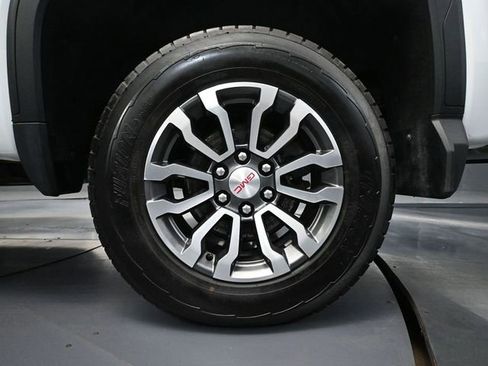 Used 2023 GMC Sierra 1500 AT4 w/ AT4 Preferred Package image 13
