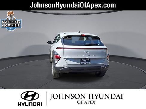Certified 2026 Hyundai Kona SE FWD image 8