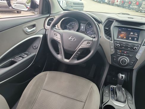 Used 2018 Hyundai Santa Fe Sport w/ 2.4L Value Package 02 FWD image 15