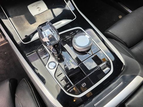Certified 2025 BMW ALPINA XB7 AWD/4WD image 22