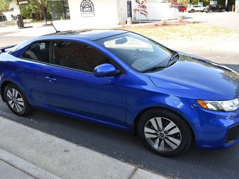 Used 2013 Kia Forte Koup EX FWD image 35