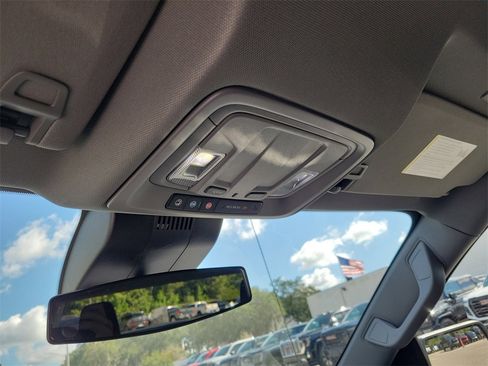 New 2026 GMC Sierra 1500 Elevation image 26