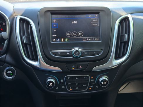 Used 2022 Chevrolet Equinox LT AWD/4WD image 21
