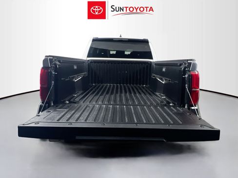 Used 2025 Toyota Tacoma SR image 34