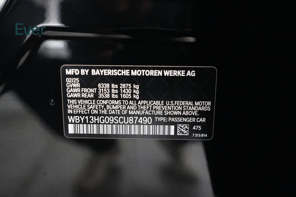 Used 2025 BMW i5 M60 w/ M Sport Package AWD/4WD image 25