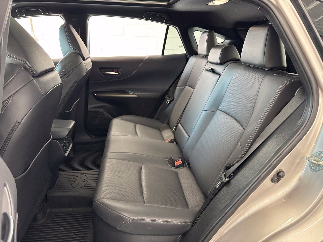 Used 2024 Toyota Venza Limited AWD/4WD image 37