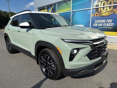 New 2025 Chevrolet TrailBlazer ACTIV w/ Convenience Package image 1