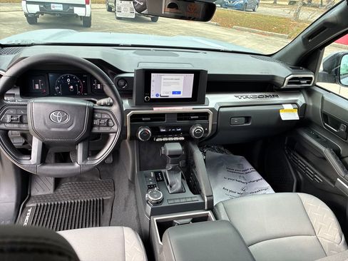 New 2026 Toyota Tacoma SR5 image 17