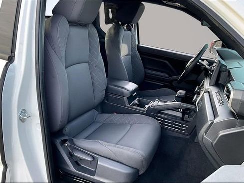 Used 2024 Toyota Tacoma SR image 28