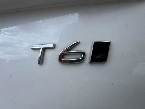 Used 2018 Volvo XC90 T6 Momentum w/ Convenience Package AWD/4WD image 23
