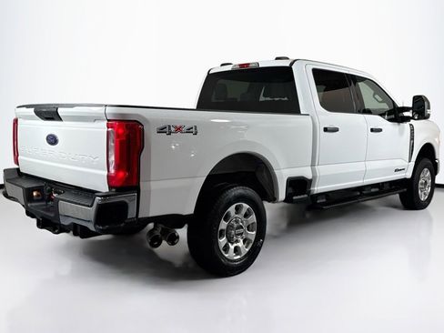 Used 2024 Ford F250 XLT image 5
