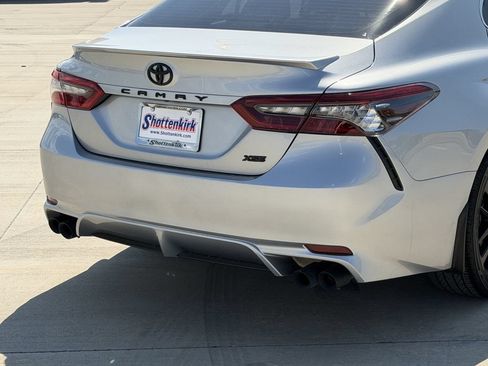 Used 2024 Toyota Camry XSE FWD image 6