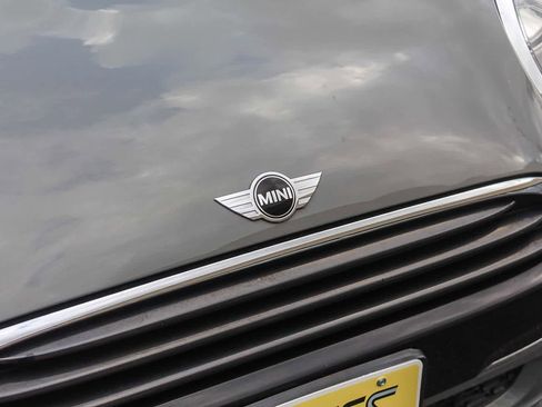Used 2017 MINI Cooper 2-Door Hardtop FWD image 16