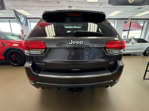 Used 2020 Jeep Grand Cherokee Overland AWD/4WD image 15