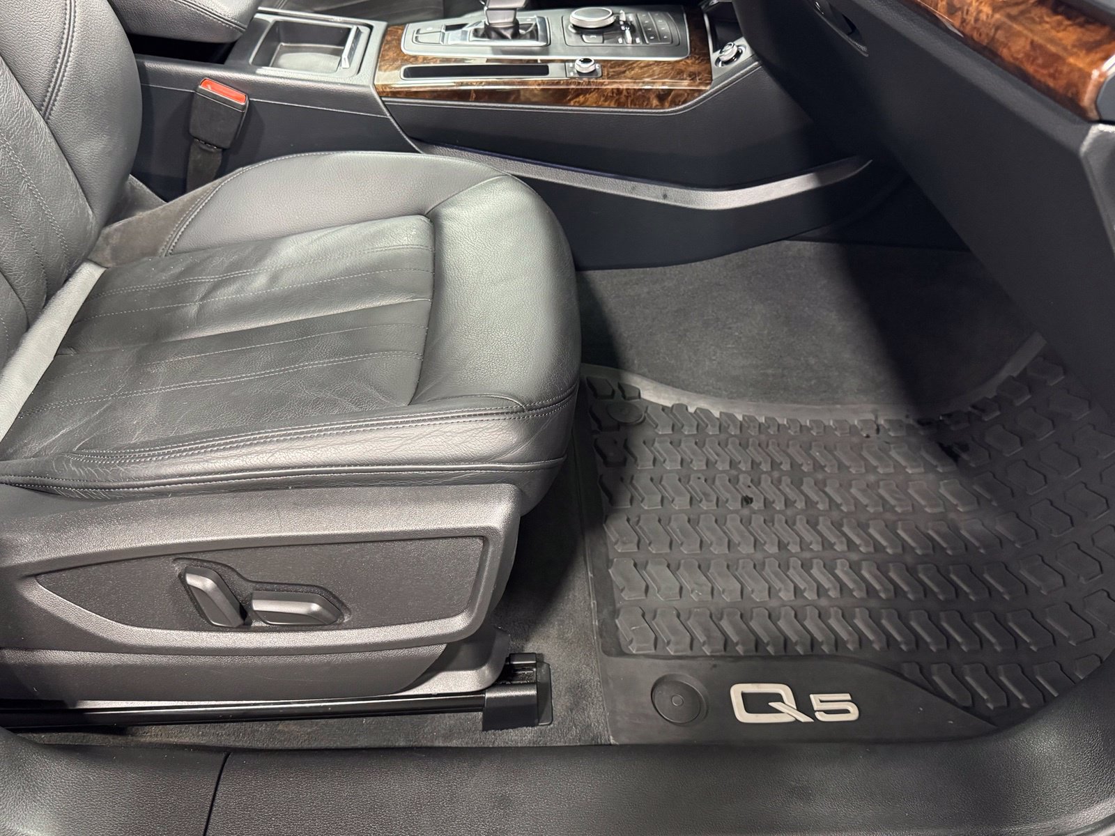 Used 2018 Audi Q5 2.0T Premium w/ Convenience Package AWD/4WD image 55