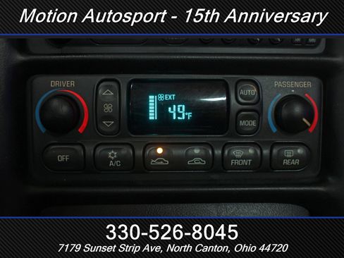 Used 2003 Chevrolet Corvette Convertible w/ Preferred Equipment Group1 image 26