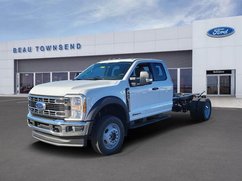 New 2026 Ford F450 XL image 2