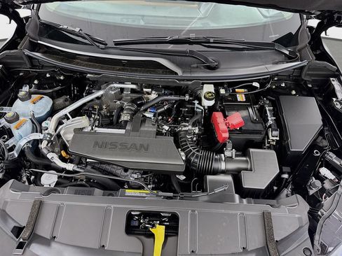 New 2026 Nissan Rogue Platinum image 31