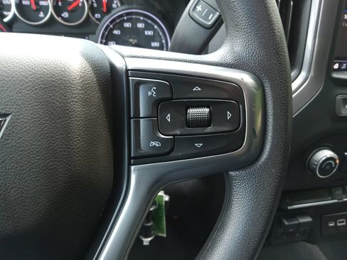 Used 2023 Chevrolet Silverado 2500 Custom w/ Custom Value Package AWD/4WD image 22