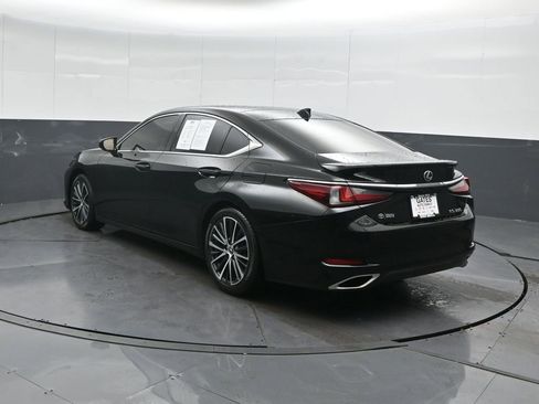 Used 2023 Lexus ES 350 w/ Premium Package image 8