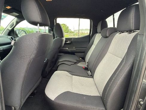 Used 2023 Toyota Tacoma TRD Sport w/ Technology Package RWD image 34