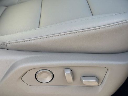 New 2026 GMC Sierra 1500 SLT image 34