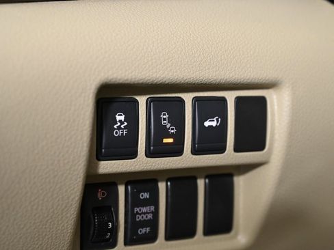 Used 2014 Nissan Quest LE image 24