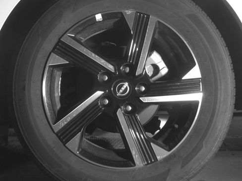 Used 2025 Nissan Sentra SV FWD image 14