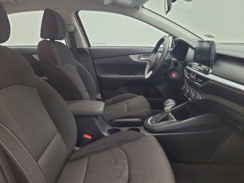 Used 2023 Kia Forte LXS w/ LXS Technology Package image 21