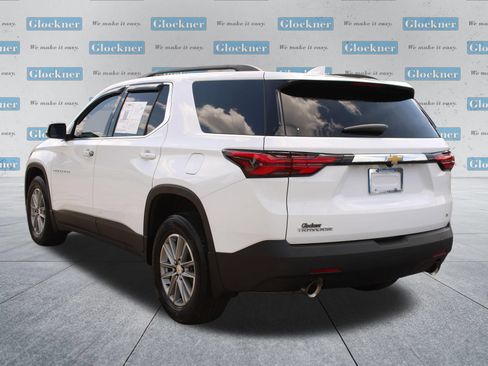 Used 2023 Chevrolet Traverse LT FWD image 8