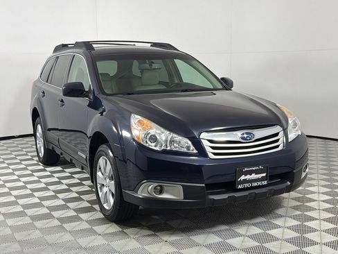 Used 2012 Subaru Outback 2.5i Premium image 3