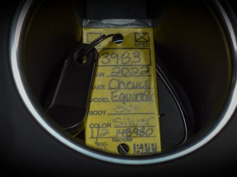 Used 2022 Chevrolet Equinox LT image 31