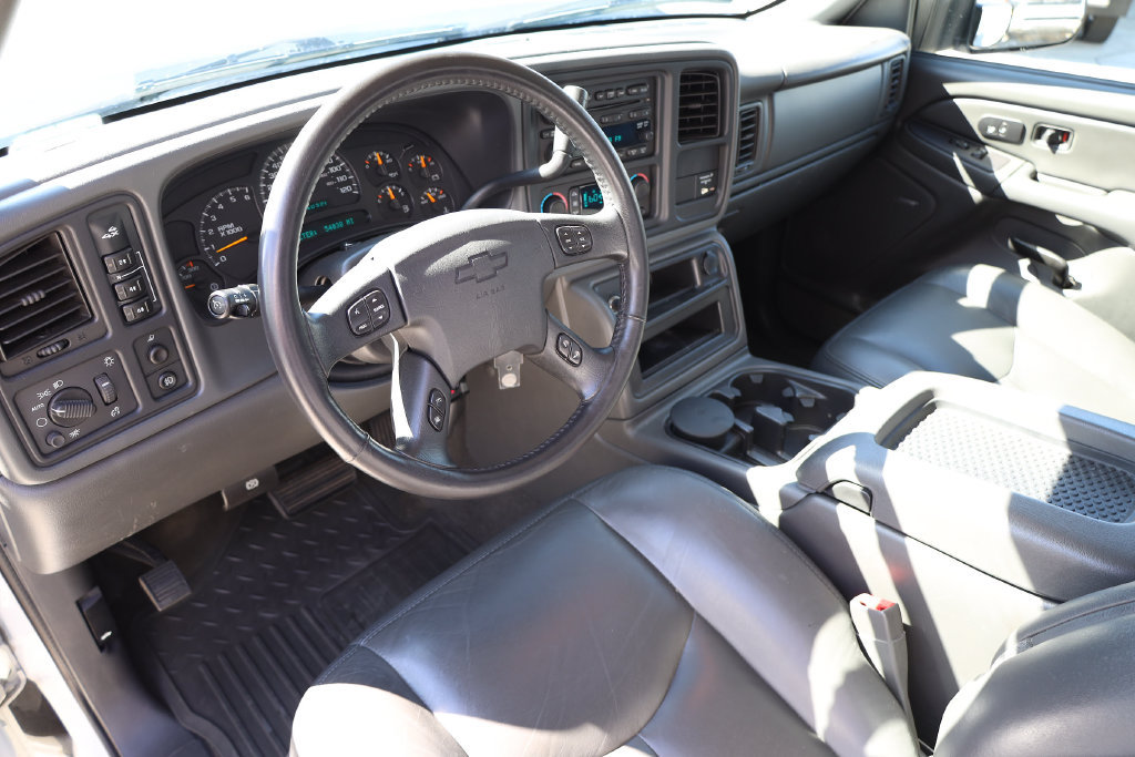 Used 2005 Chevrolet Silverado 3500 LT w/ Skid Plate Package AWD/4WD image 12