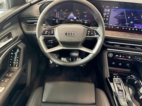 New 2025 Audi Q5 Premium Plus image 19