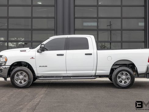 Used 2024 RAM 2500 Big Horn AWD/4WD image 4