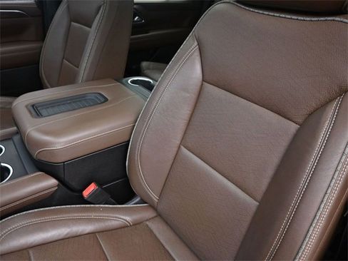 Used 2023 Chevrolet Tahoe High Country image 21