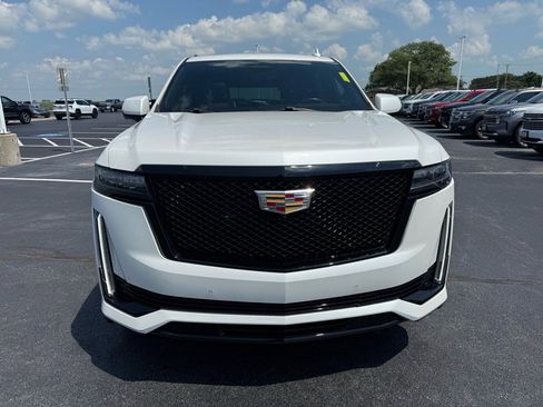 Used 2022 Cadillac Escalade ESV Sport image 8