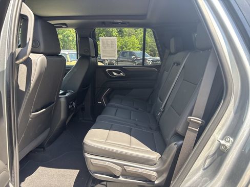 Used 2024 Chevrolet Tahoe Z71 w/ Luxury Package AWD/4WD image 22