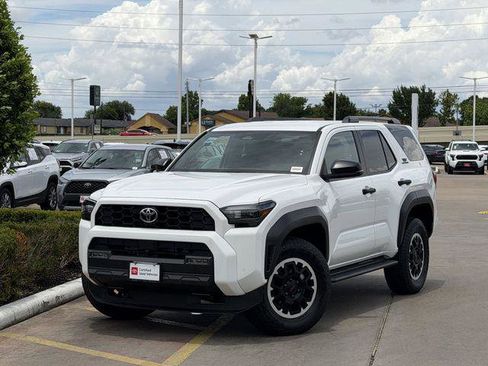 Certified 2025 Toyota 4Runner TRD Off-Road AWD/4WD image 2